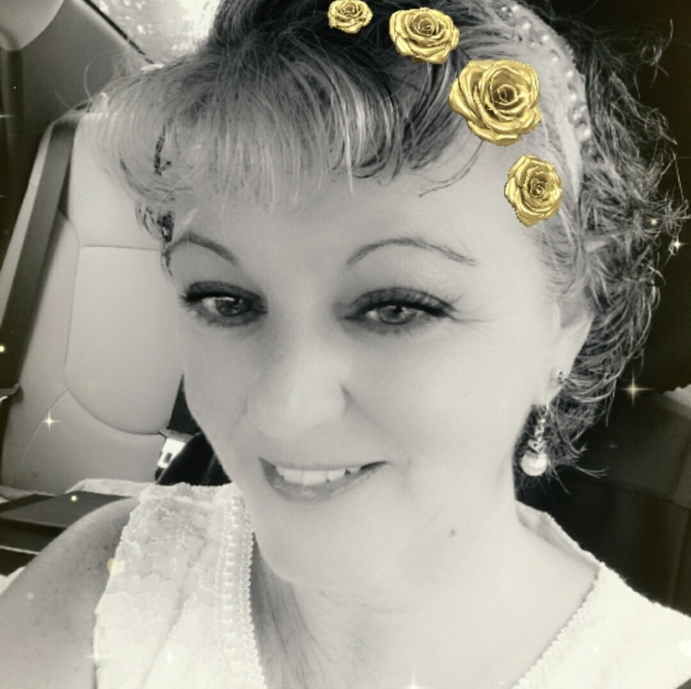 Meet your Posher, Joellen